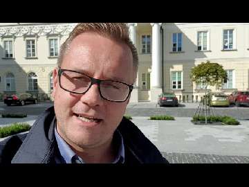 TANAJNO ZDRADZA JAKIEMU JAK WYGRAĆ Z TRZASKOWSKIM
